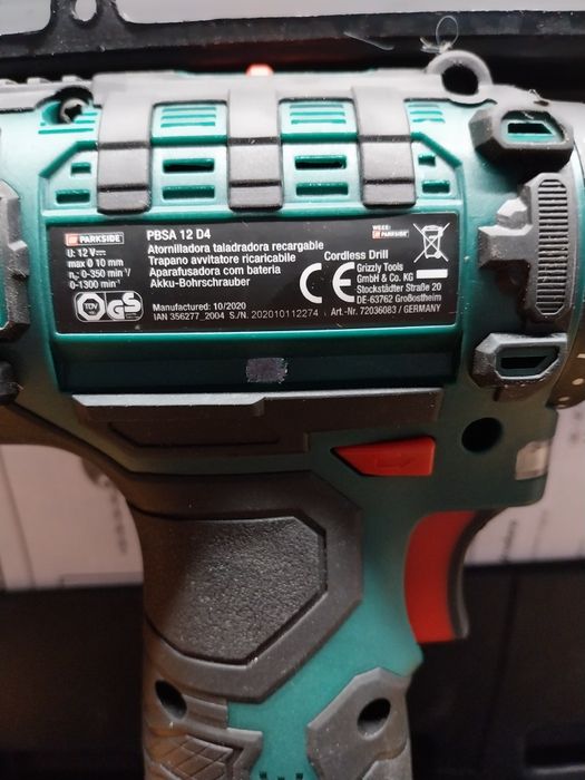 Aparafusadora Parkside 12v com bateria e carregador