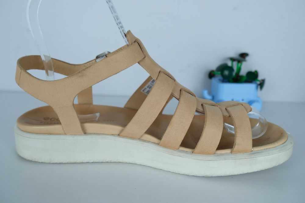Ecco dansih design skóra r 39