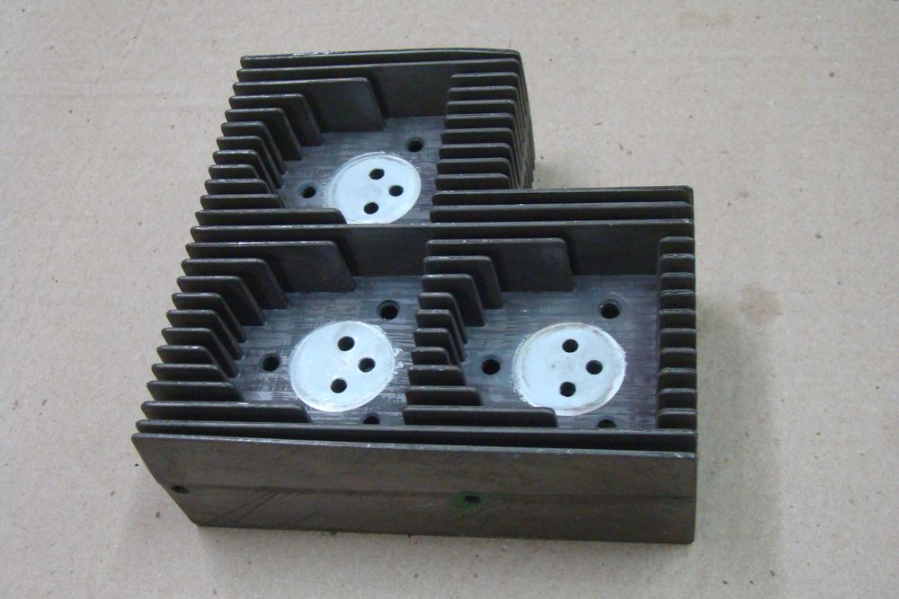 Радиатор алюминиевый для радиоэлектронных устройств