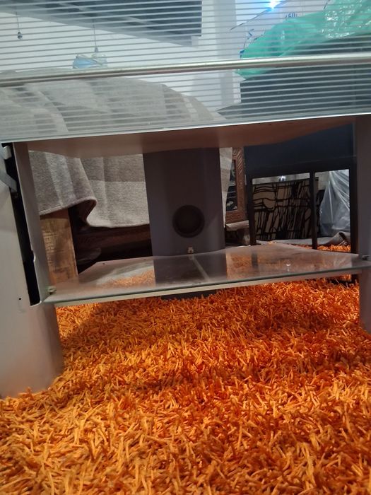 Mesa para TV metálica