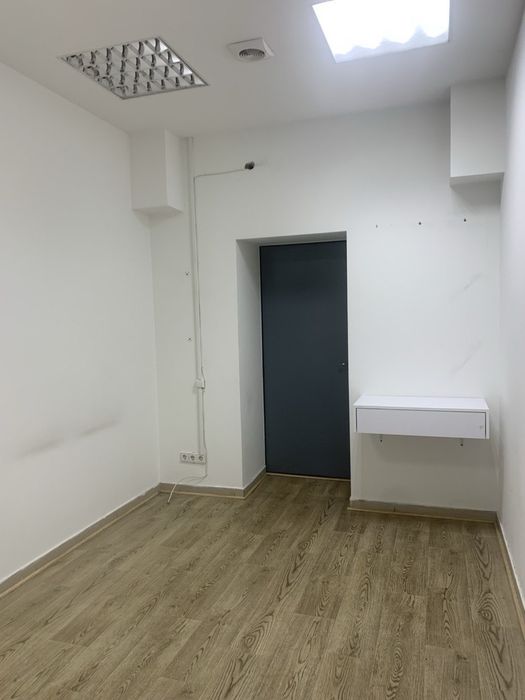 Оренда приміщення Метро Голосіївська 300 метрів.