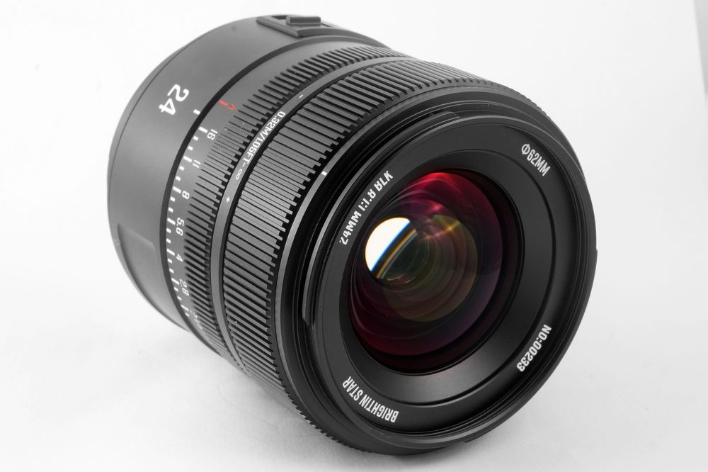 Об'єктив Brightin Star AF 24mm f/1.8 STM байонет Sony FE