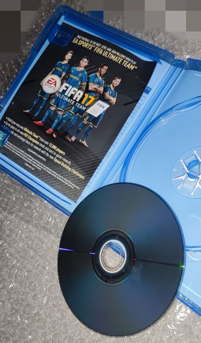 Płyta z grą FIFA-17  PS4 (+PS5) - Sony Playstation 4 + PS5 (original).