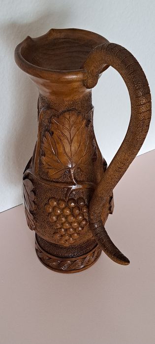 Dzbanek -flakonik -drewno