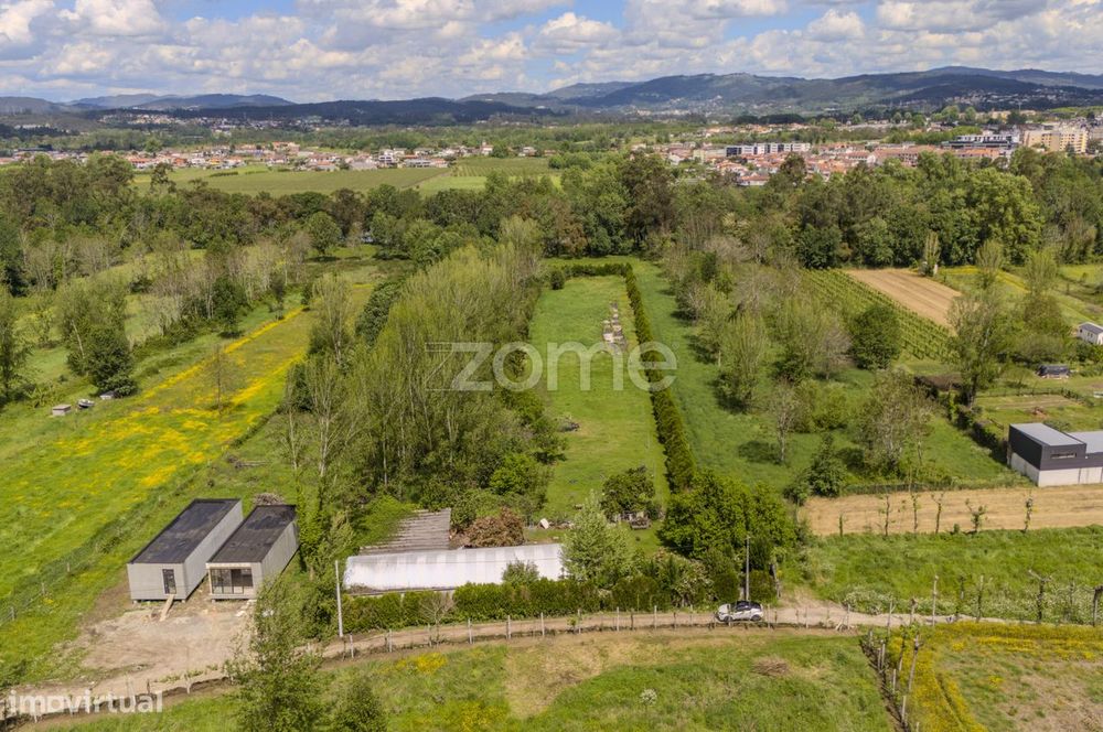 Terreno, Merelim (São Paio), Panoias e Parada de Tibães