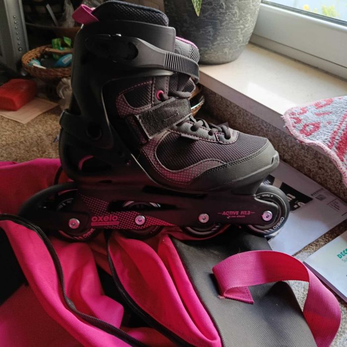 Patins em linha para menina em excelente estado,marca OXELO