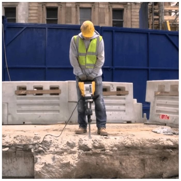 Martelo demolidor DEWALT (aluguer)