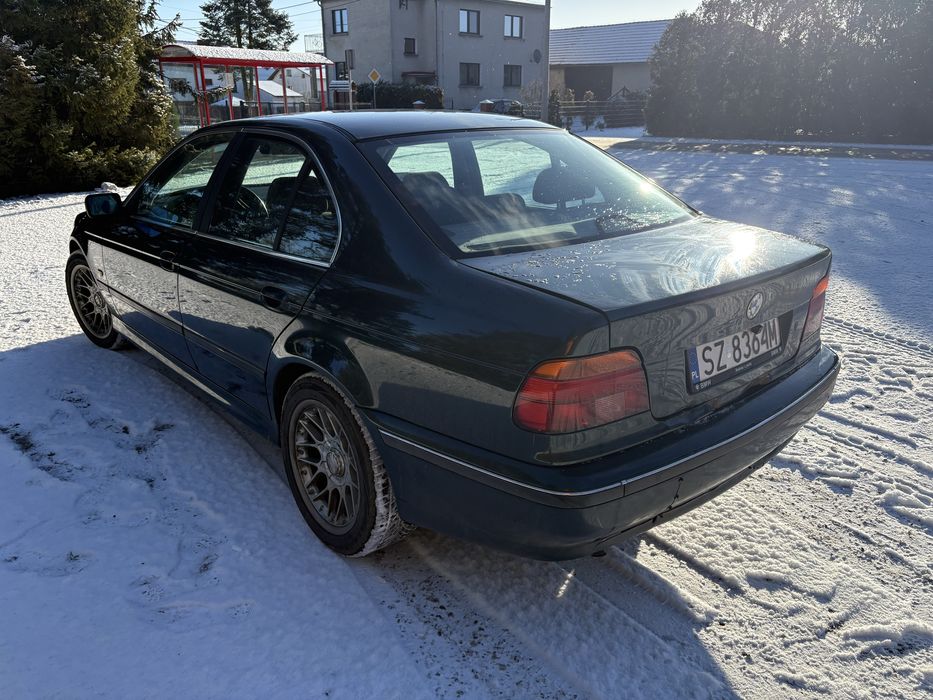 BMW E39 520i zdrowa podłoga suchy silnik
