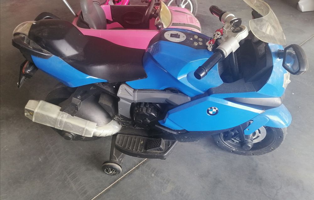 Motorek na akumulator