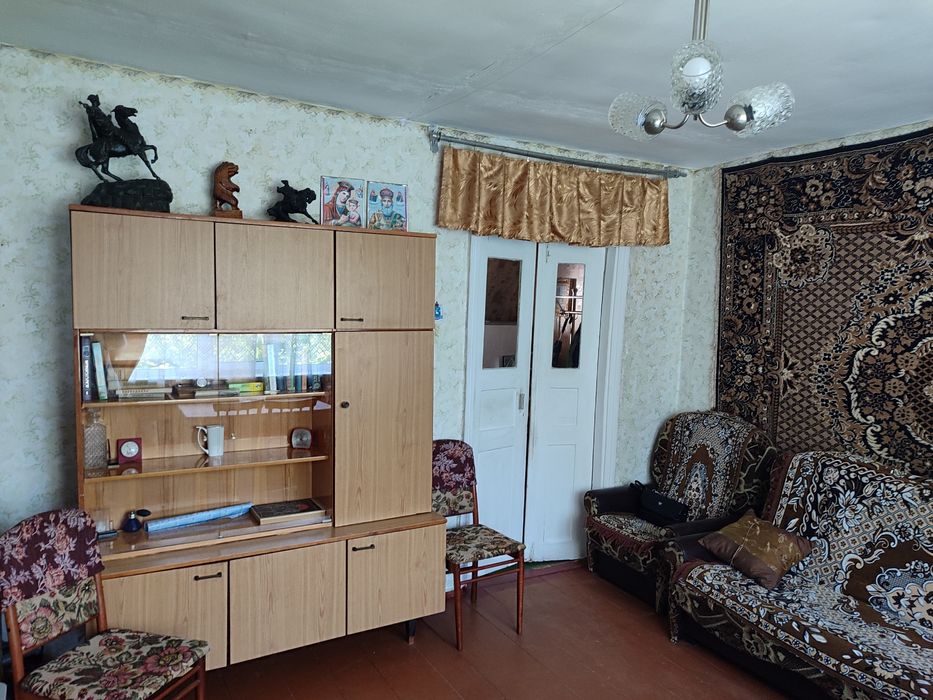 Продається дворівнева квартира в с.Гамарня