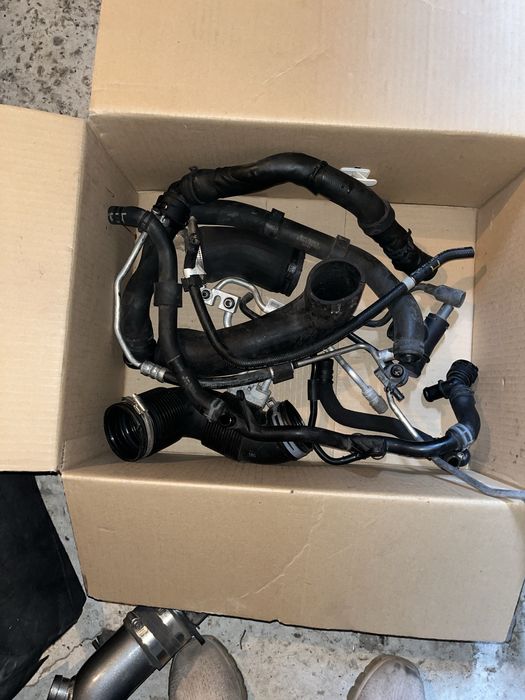 Патрубки audi a3 8v A4 b9