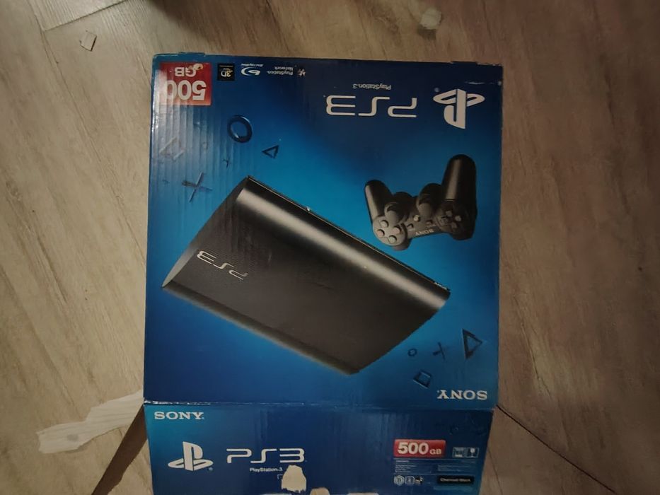 Konsola ps3 slim 500 GB + pady+move+kamera+gry