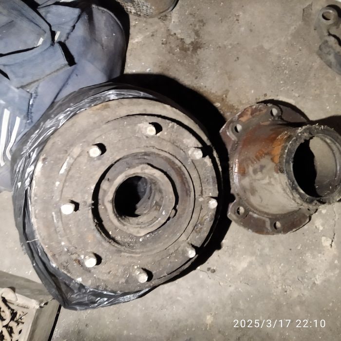 Барабан тормозной, ступица передние ЗИЛ 133, ЗИЛ 4331, ПАЗ, ЗИЛ 130