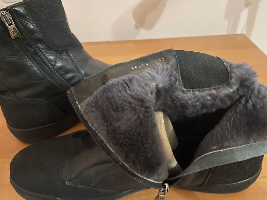 Зимові чоловічі черевики чорного кольору