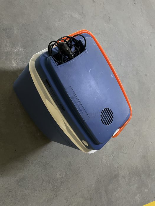 Geleira Campingaz termoelétrica e com ligação a isqueiro automóvel