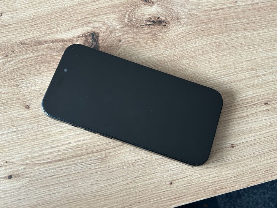 iPhone 15 128GB Czarny Black 16 Ładny stan + etui