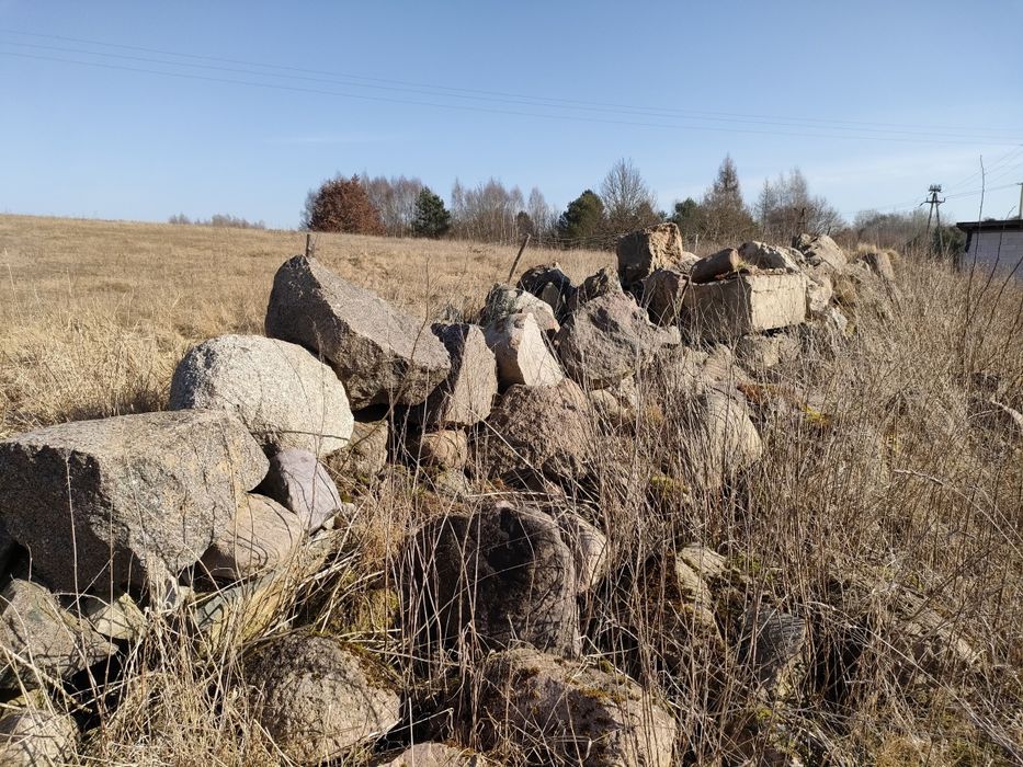 Kamień  z rozbiórki - granit