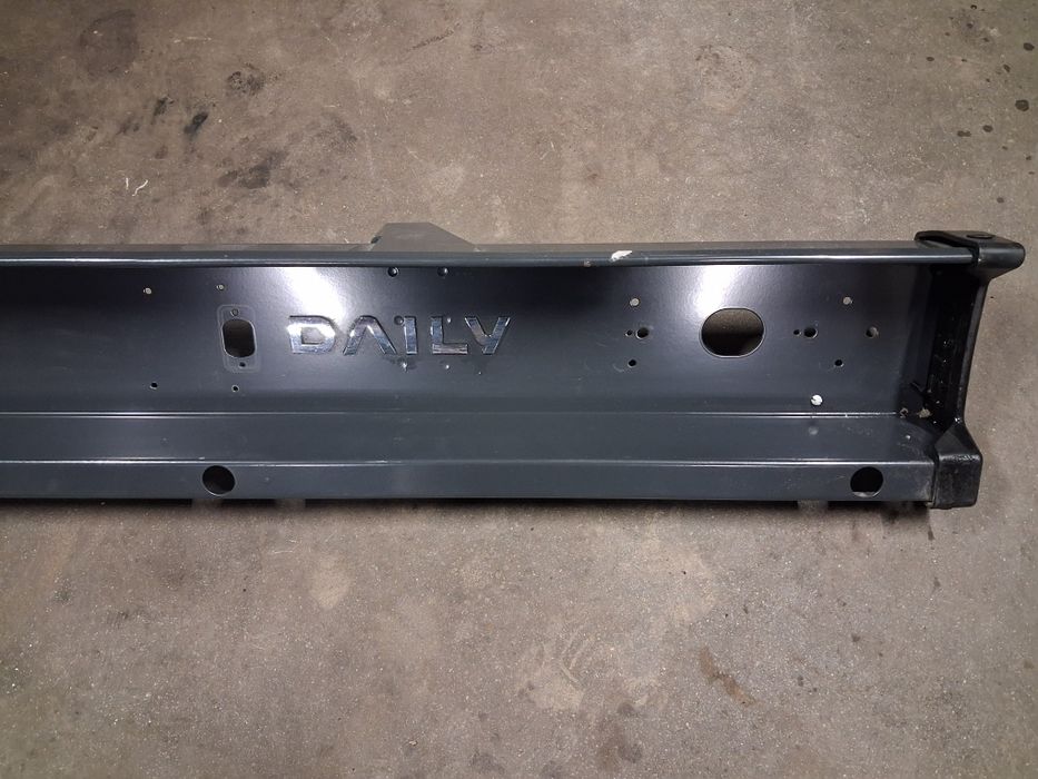 Iveco Daily 2014-22r Belka Tyl