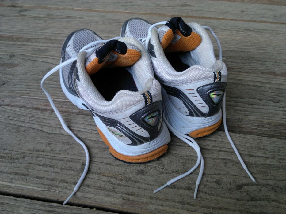 Кроссовки Saucony Asics