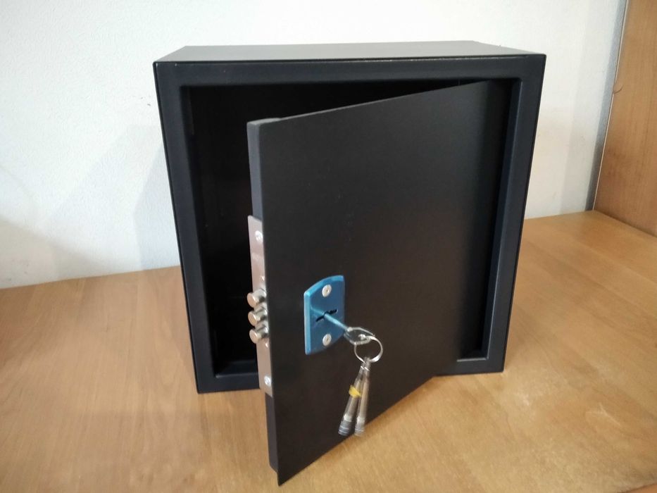 сейф для документів та зброї 35*35*20см + полка  доставка 120 грн