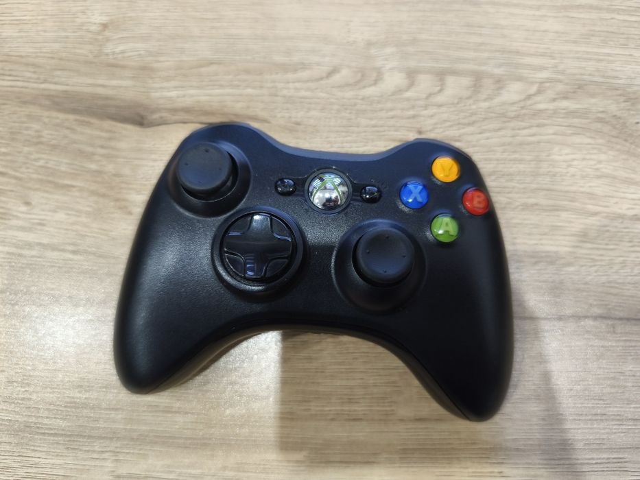 Pad do konsoli Xbox 360 aktualne.