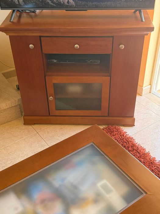 Mesa centro sala e apoio TV