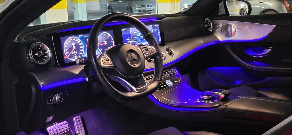 Mercedes-benz E220 AMG com todas as revisões na Mercedes