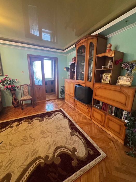 Продам будинок смт Ярмолинці