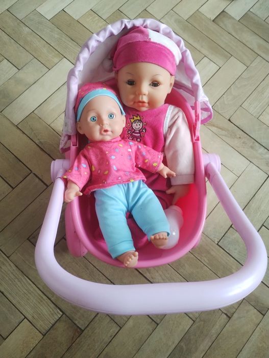 Wózek z lalkami dla dziewczynki