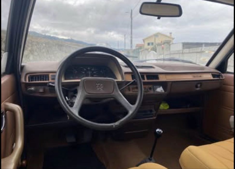 peugeot 305 classico