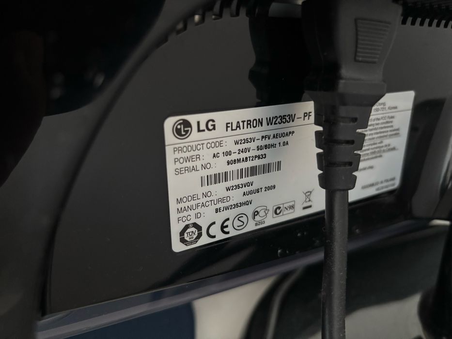 Monitor LG LCD 23-cale
