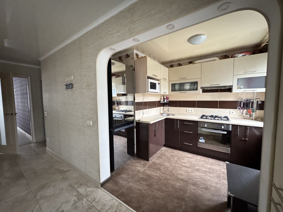 2 ком. Центр Комитетская / Прохоровская  48м Ремонт