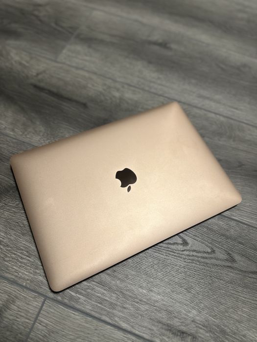 MacBook Air M1 A2337 на запчастини