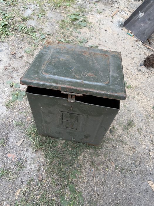 Skrzynia metalowa