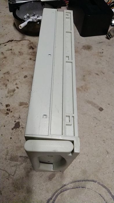 Dysk HDD retro z kieszenią