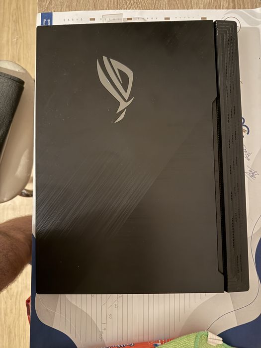 Troco Asus Rog Strix