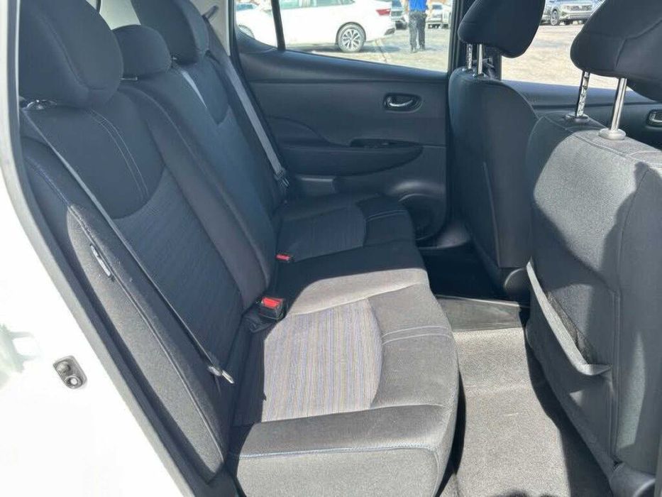 Nissan LEAF SV PLUS      2023