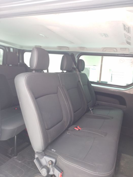 Renault Trafic LONG 9 osobowy