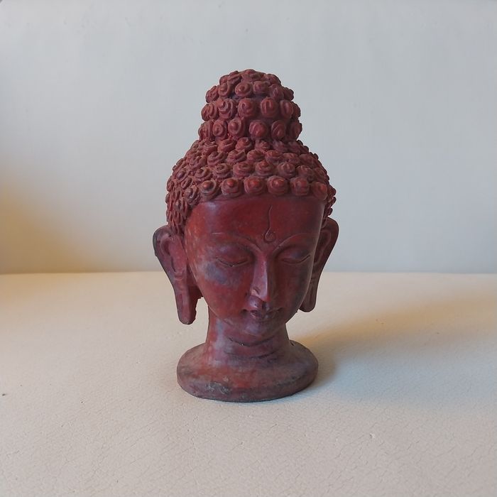 Estátua Cabeça de Buda Decorativa 14cm (Tons Terracota / Vermelho)