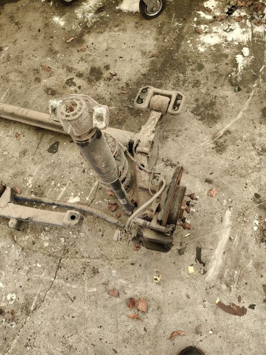 Belka zawieszenia tylnego opel astra J kombi