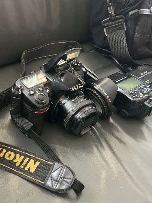 Sprzedam Nicon d7000 caly dobry zestaw