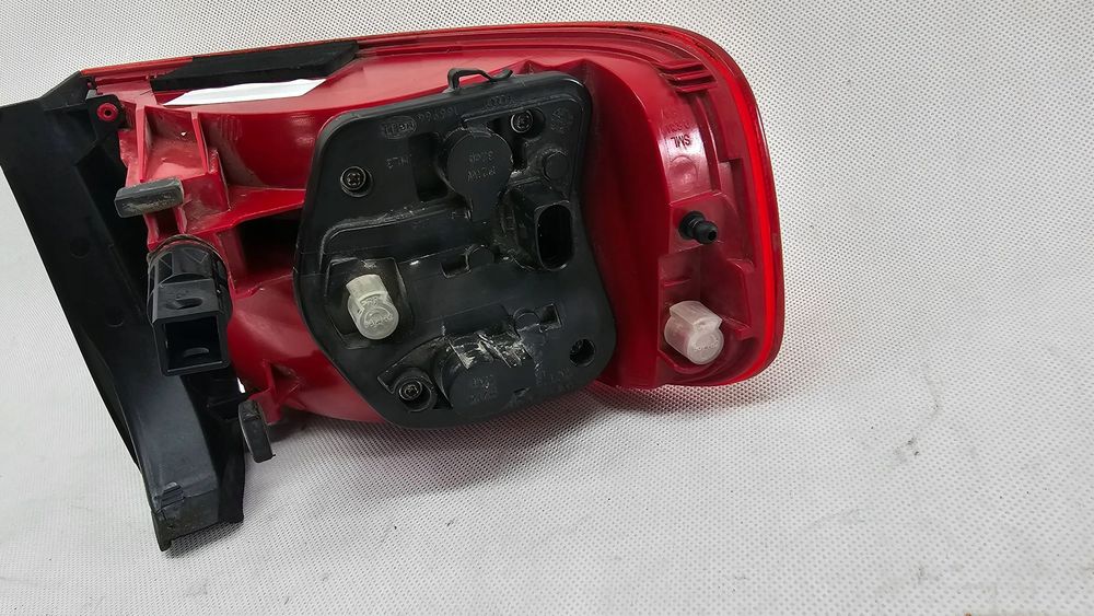 audi a4 s4 b8 8k sedan lampa tył tylna prawa
