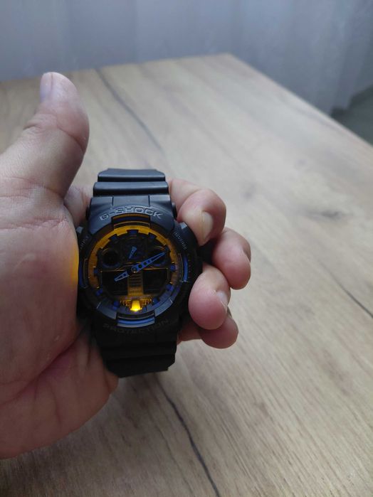 Zegarek CASIO G-Shock GA100 Niebieski.