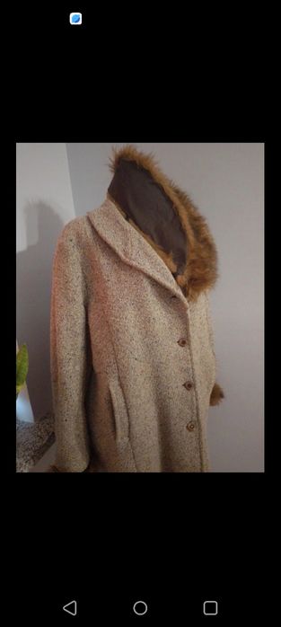 Plasz plus size z odpinanym kołnierzem