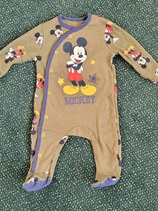 Komplet chłopięcy pajacyk+body+czapka+trójkąt