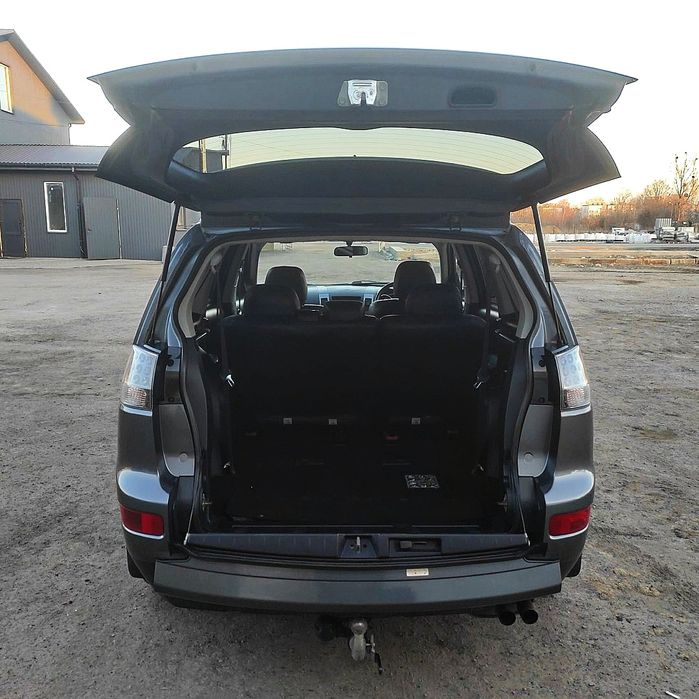 Mitsubishi Outlander XL 4×4 Міцубісі Аутлендер повний привід