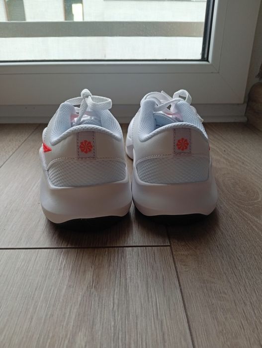 Sneakersy Nike rozm 37,5
