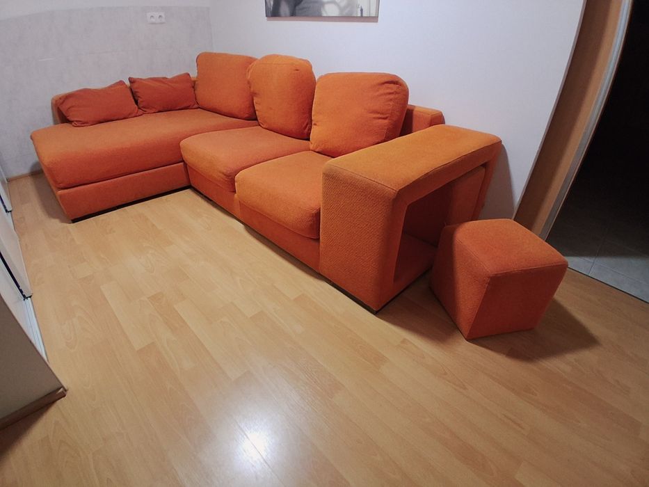 Sofá com chaise longue