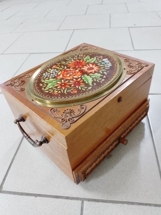 Шкатулка ларец подарочный