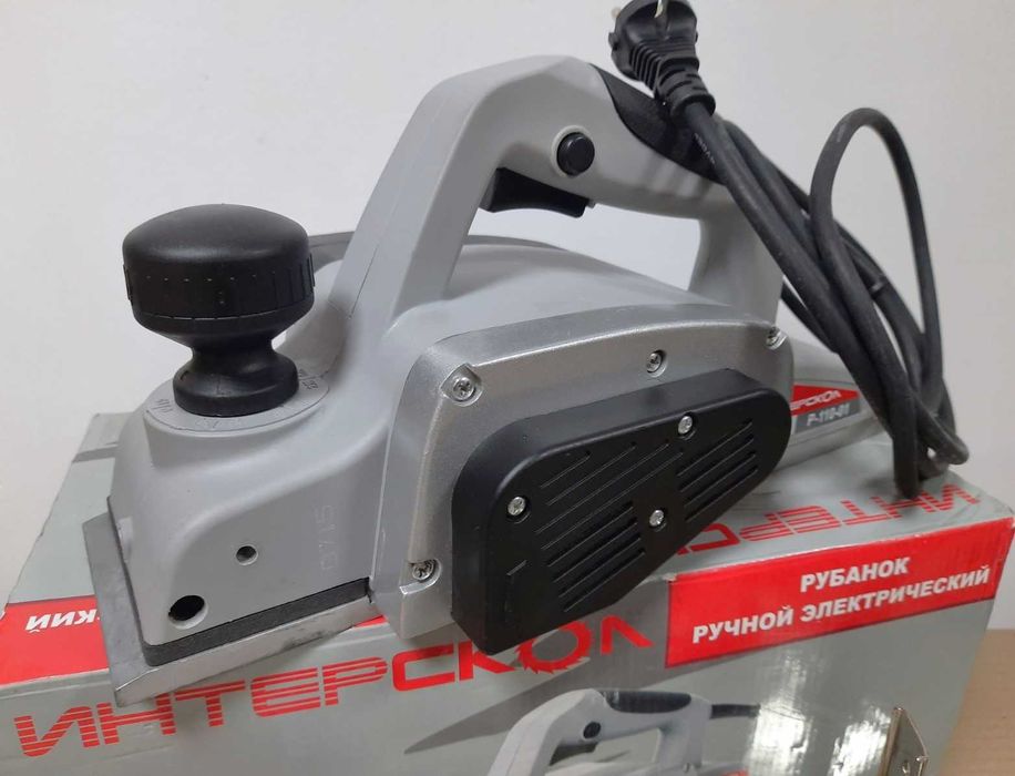 Электрорубанок Интерскол Р-110-01 (1.1 кВт, 110 мм)